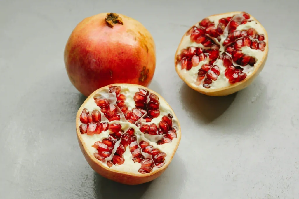 Cooking Pomegranate Seeds Reduce the Risk of Gas Image