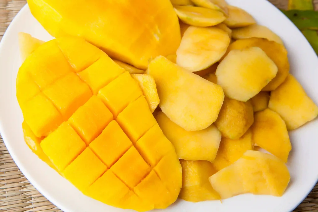 Do Unripe Mangoes Cause More Gas Than Ripe Ones? Image