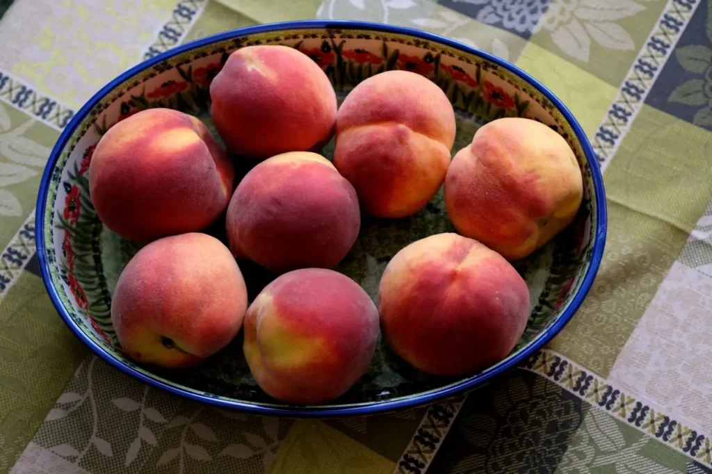 Can I Eat Peaches Before a Colonoscopy Image