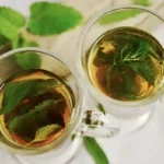 5 Herbal Teas to Detoxify and Cool the Body