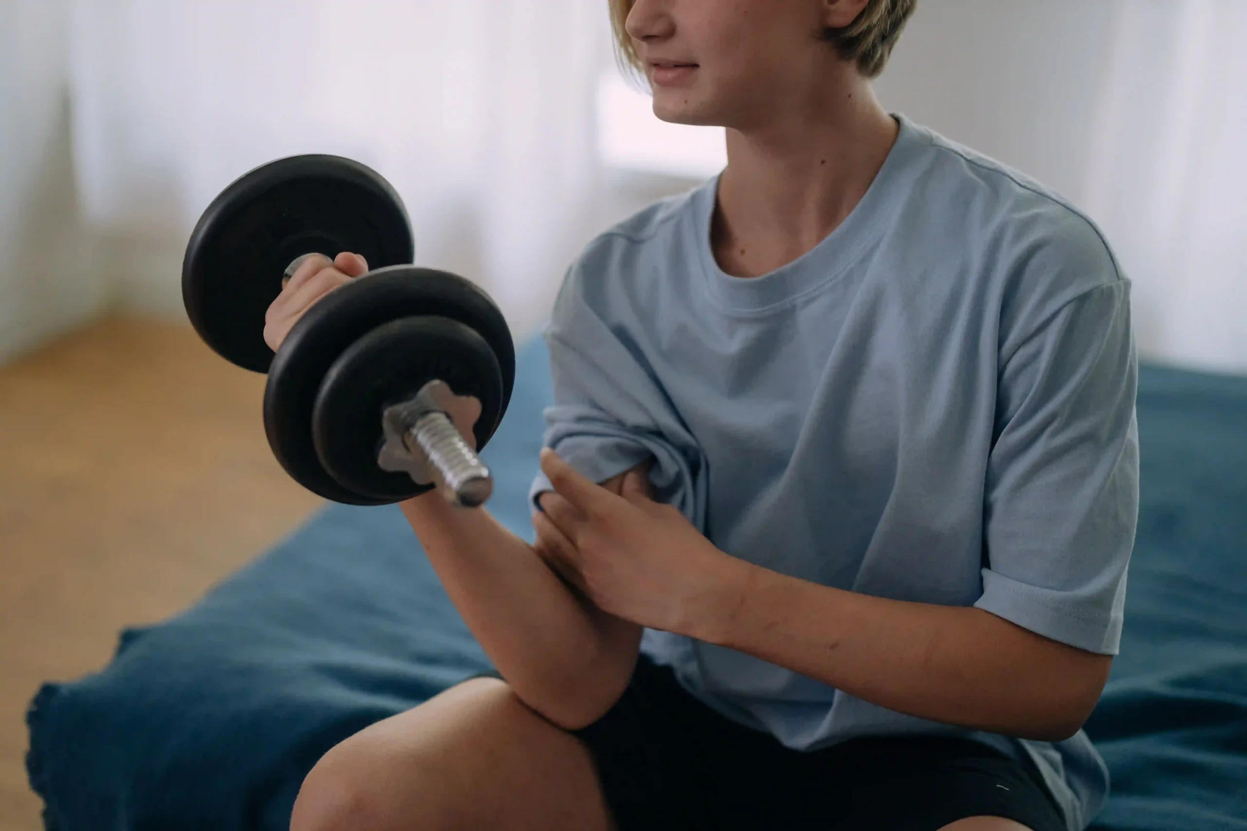 Does the Gym Stunt Your Growth? Image